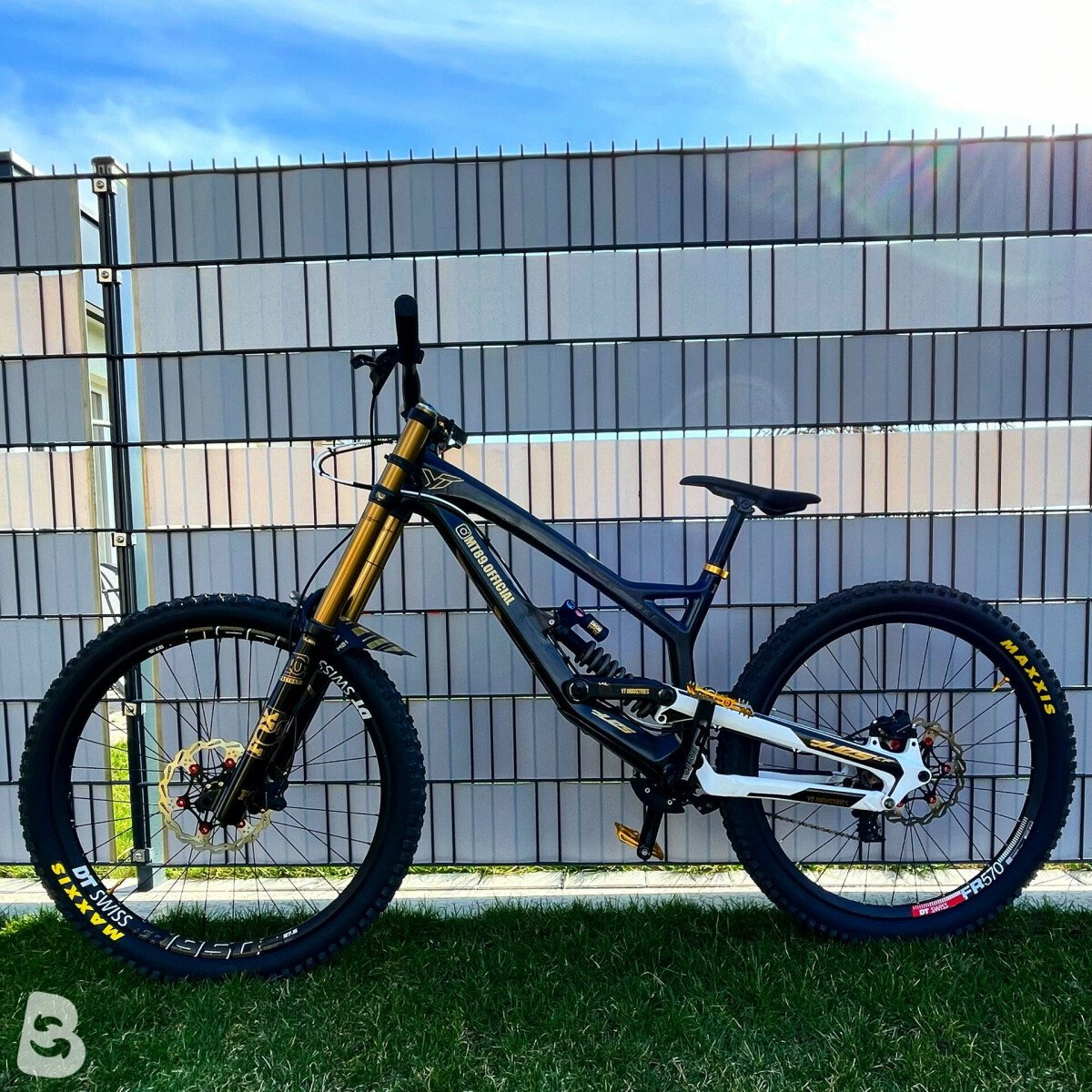 YT Industries Tues CF Pro 2016 used YT Industries Tues CF Pro 2016 used