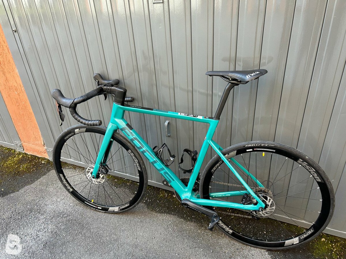 FOCUS IZALCO MAX DISC 8 2020 サイズ：XS/50