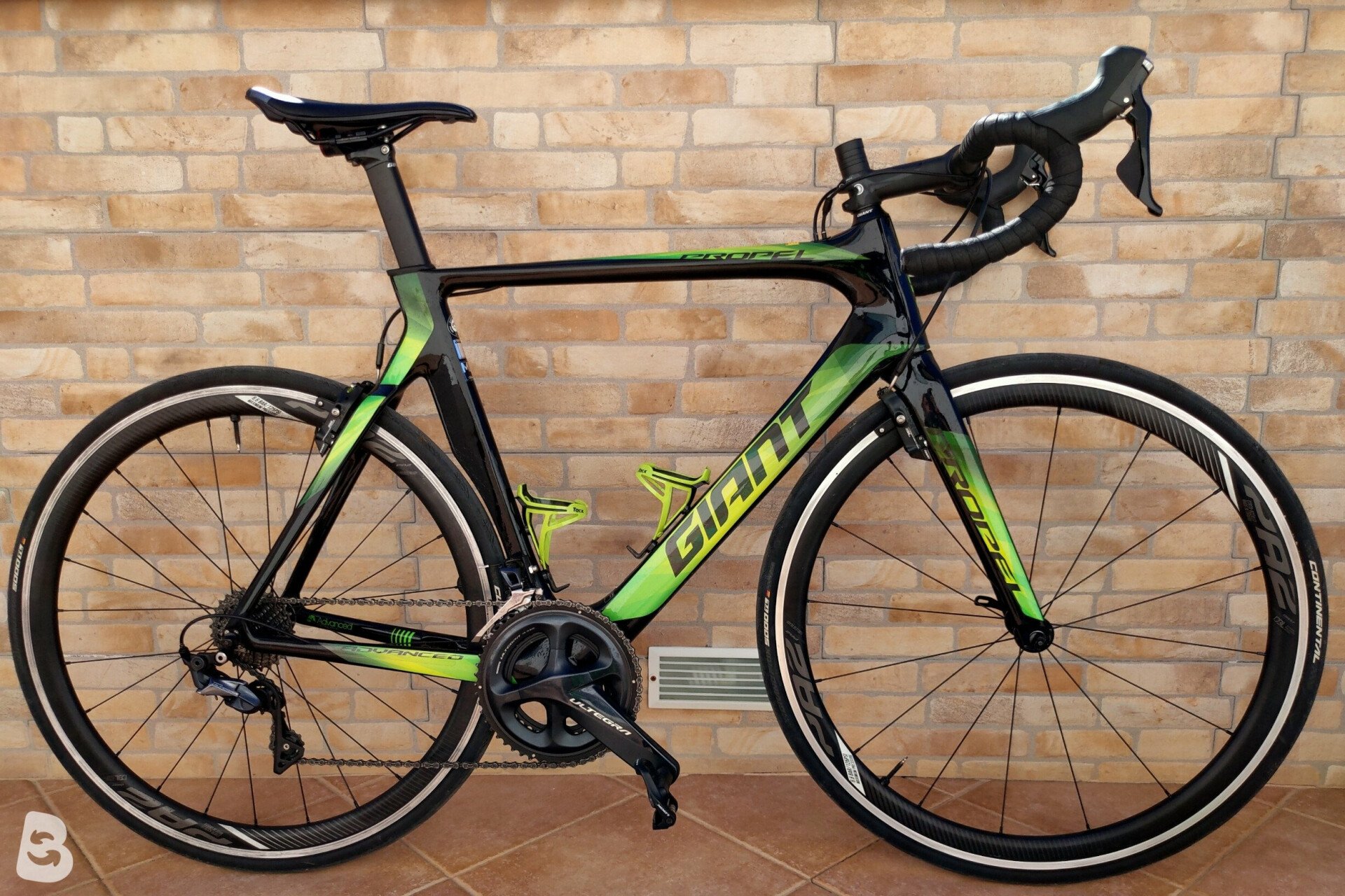 Giant Propel Advanced 1 2018 used