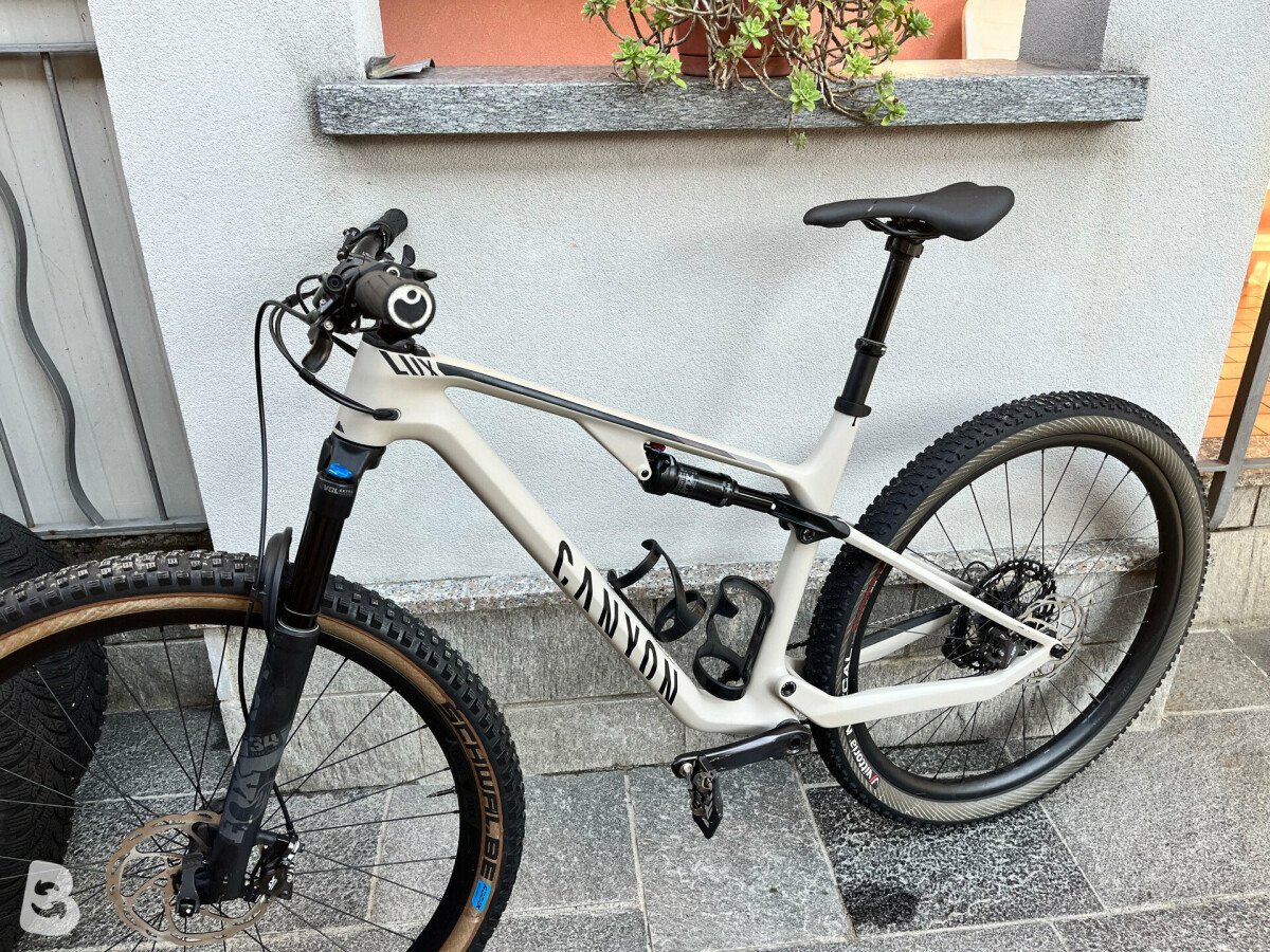 キャニオン　CANYON LUX CF SL 7.0 166cm〜175cm キャニオン CANYON LUX CF SL 7.0 166cm〜175cm（MTB 29