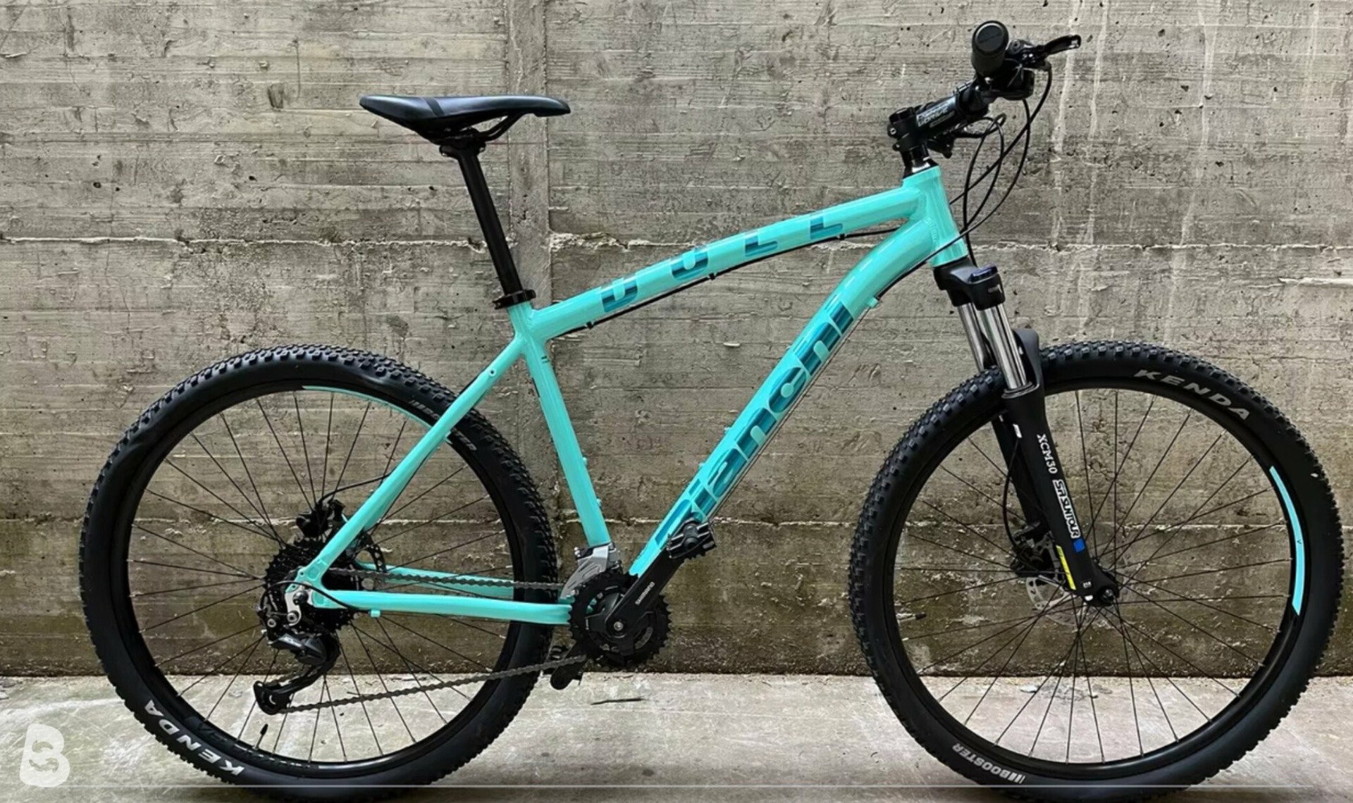 Bianchi Duel27.5インチマウンテンバイク　24 段ギア Bianchi Duel27.5インチマウンテンバイク24 段ギア