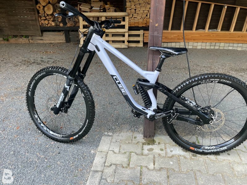 Bike Cube Two15 Race 2021 Cube Two15 Race 2022 Used