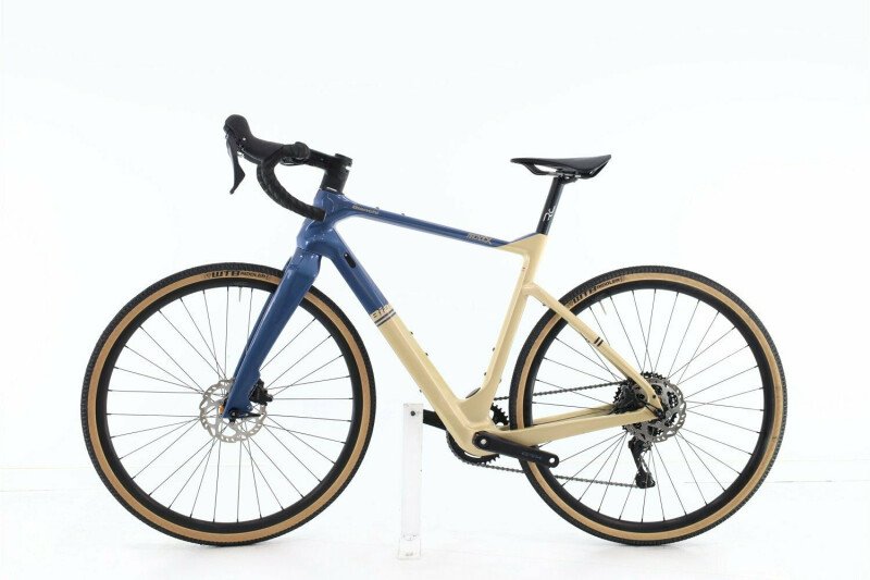 Carbon Gravel Bike Bianchi Arcadex Opinioni Bianchi Arcadex Comp