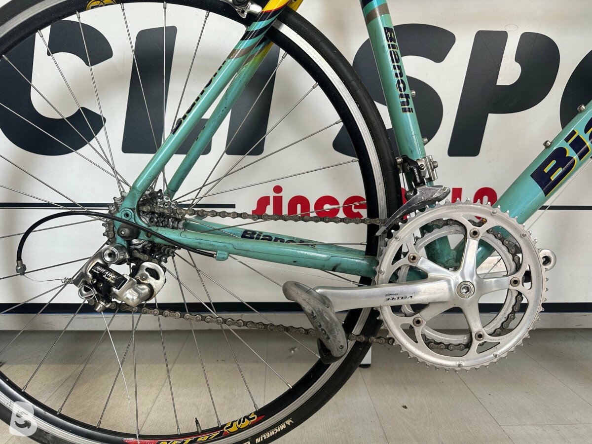 パーツ bianchi alloy 7000 Bianchi 2025 Oltre PRO Ultegra Di2 Road Bike [YTB08U55XE]