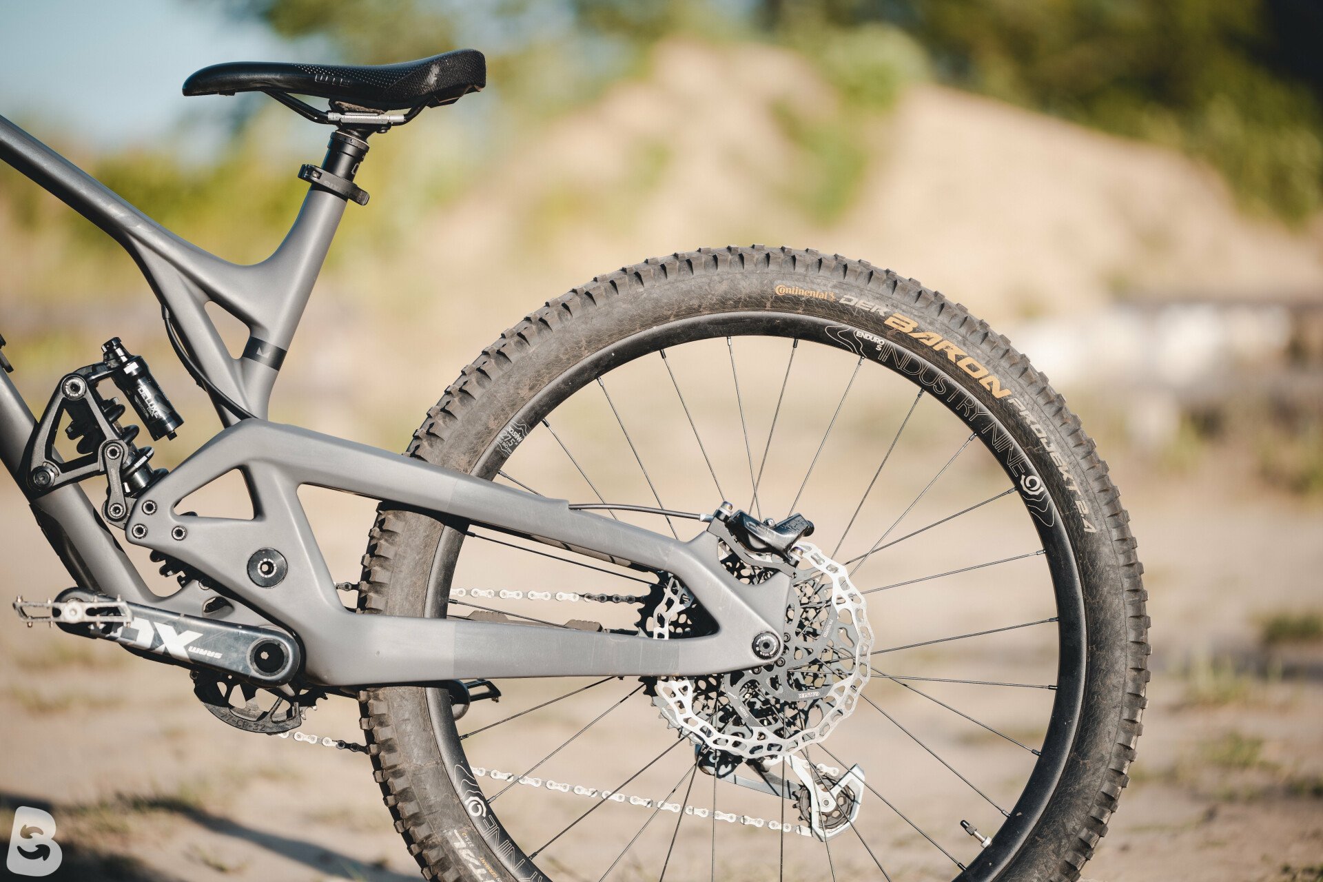 EVILBIKES INSURGENT LB 27.5インチ