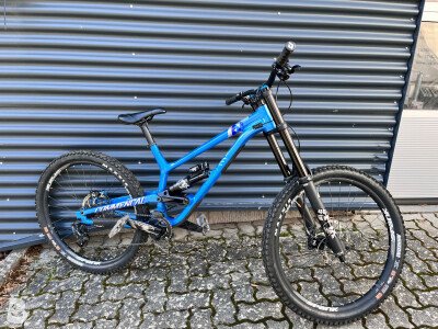 Commencal Furious 2021