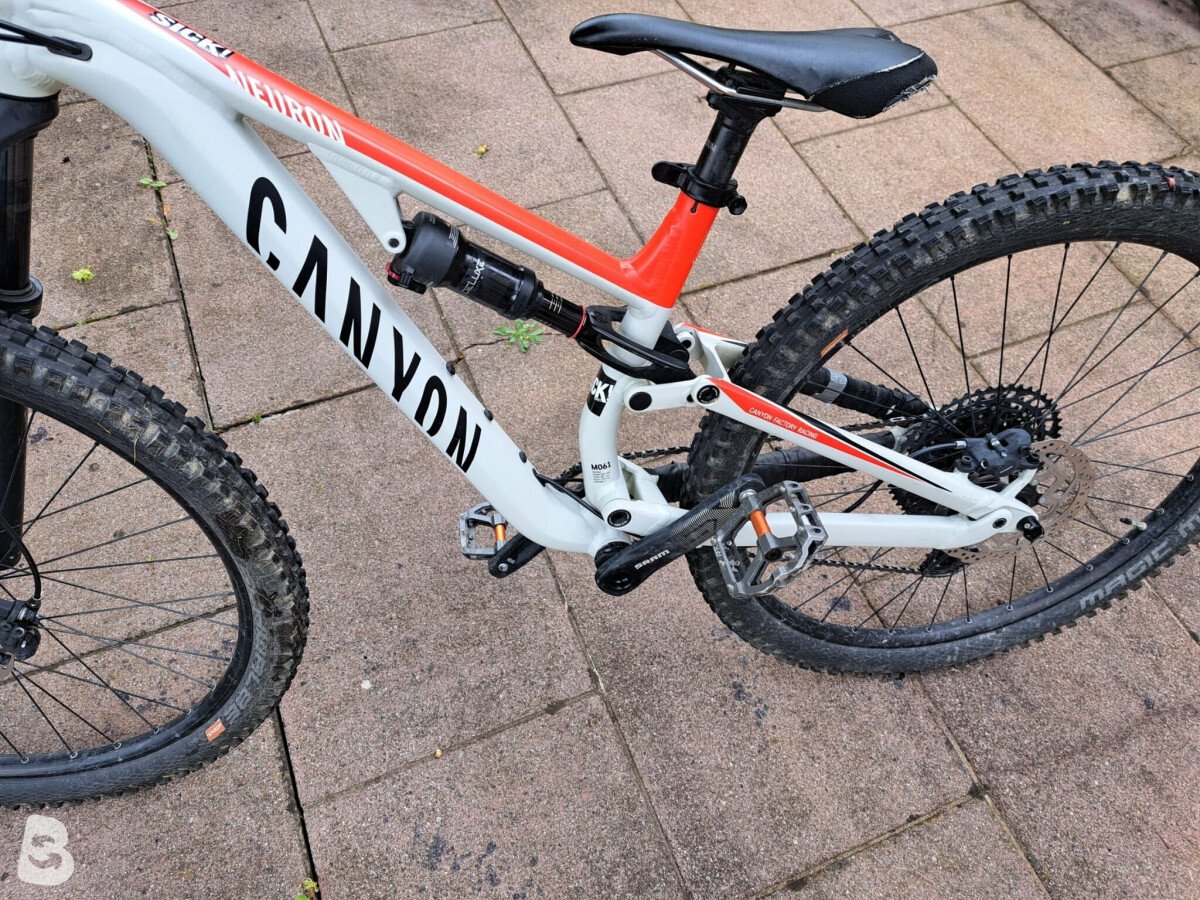 Full Suspension Canyon Neuron Young Hero 2024 Canyon Neuron WMN