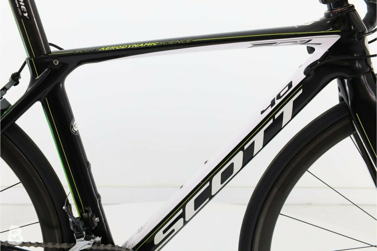 Scott Foil 40 Carbon used