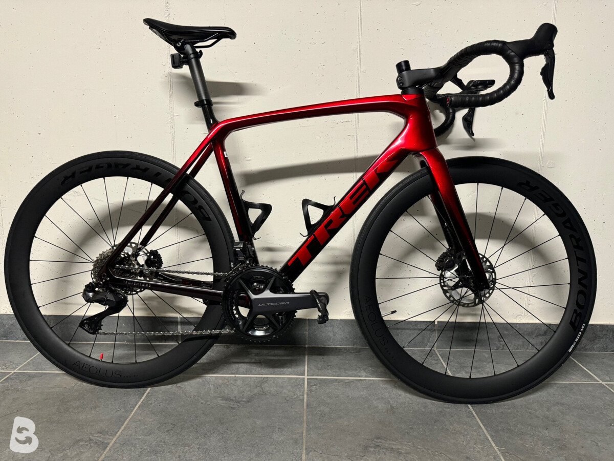 Bikes Trek Emonda Slr Rage Red Trek Emonda SLR Disc 2022 Used