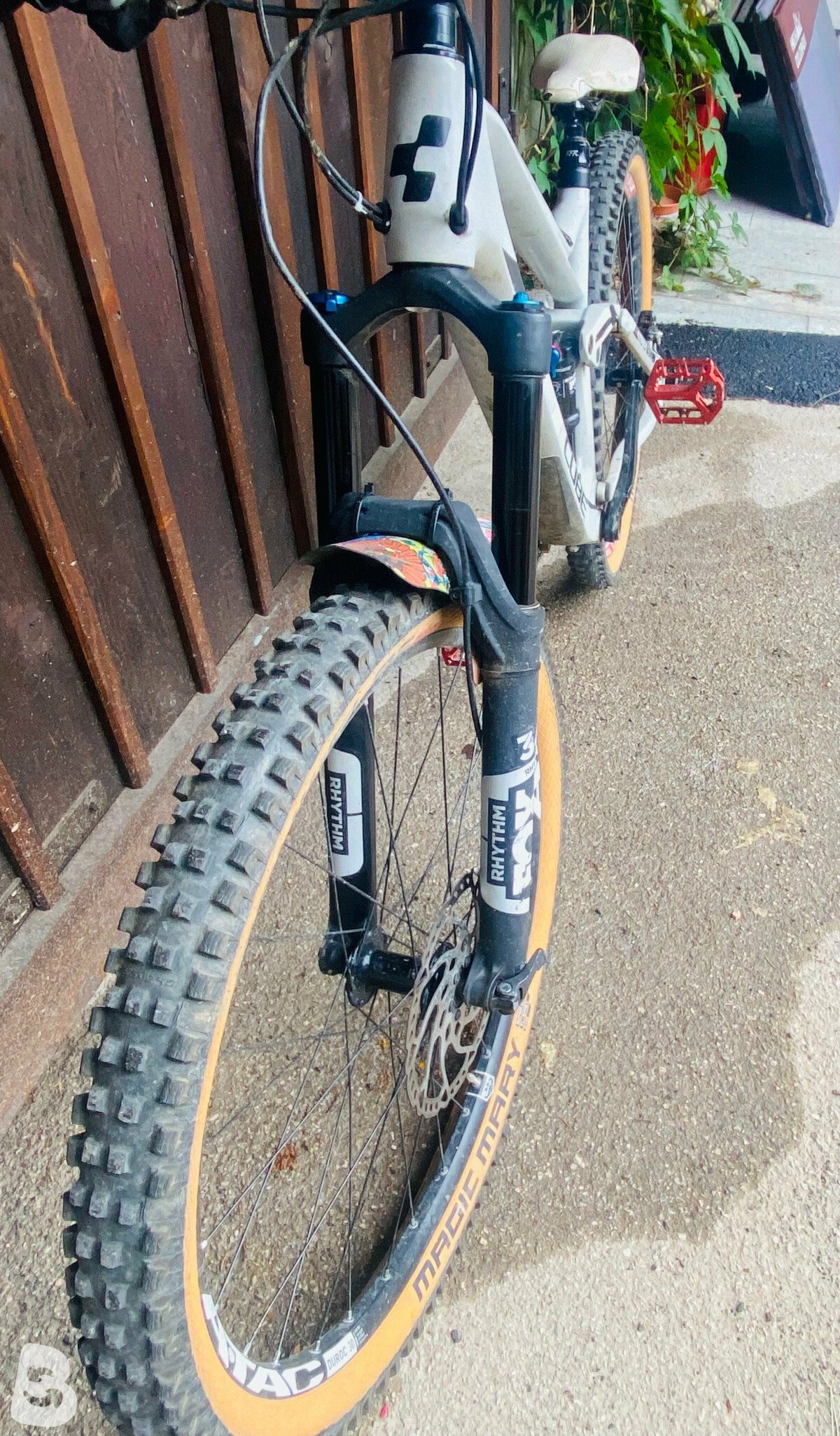 26 wheel cheap in 27.5 fork