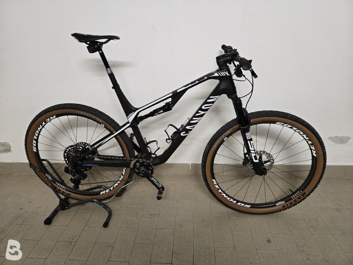 Pro Race Canyon Lux Cf Sl Segunda Mano Canyon Lux CF SL 2021 Used