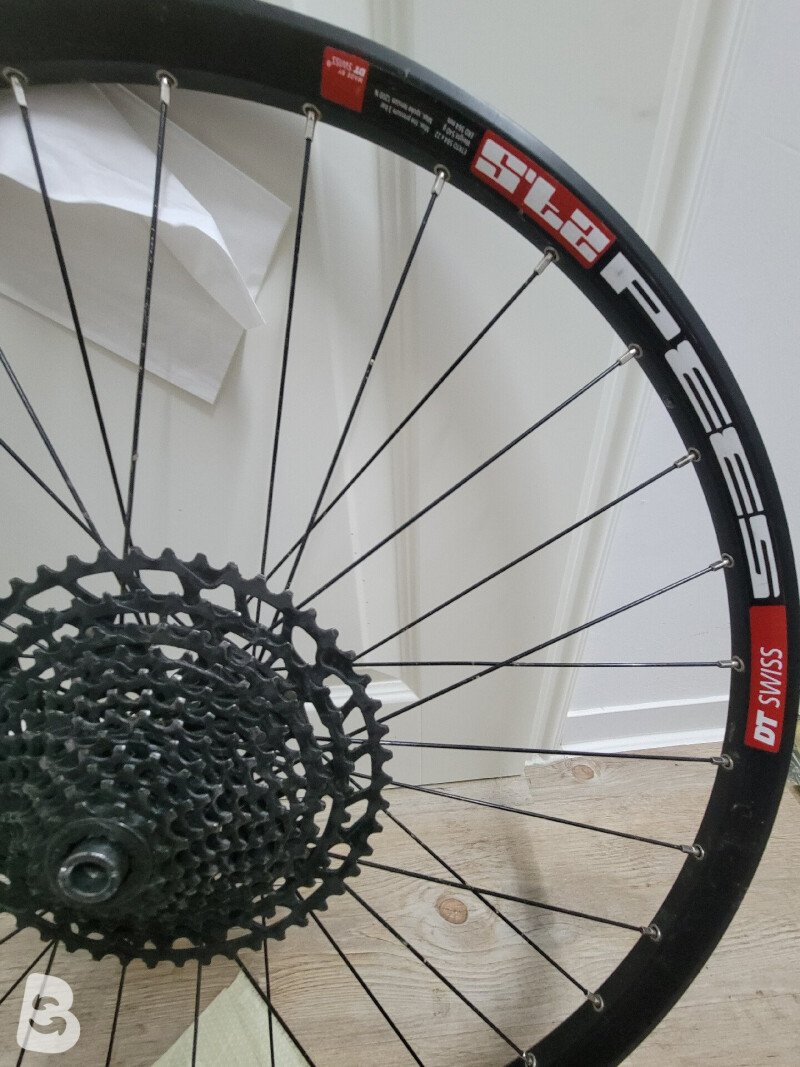 Dt Swiss 533d used