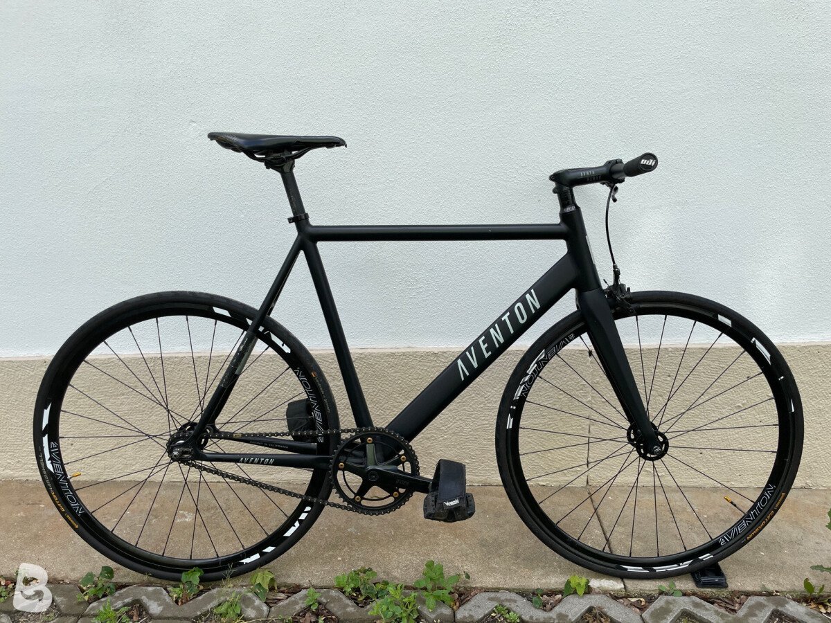 Aventon Cordoba 2020 used