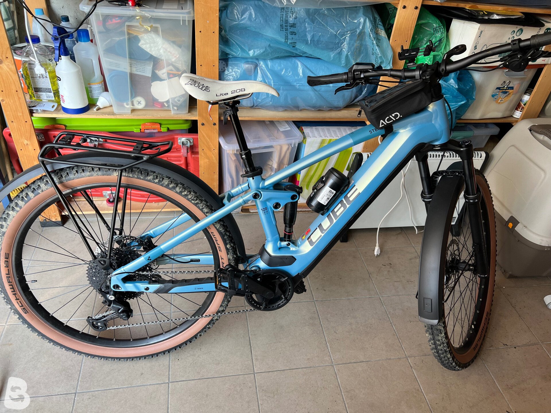 Pedalata Assistita Casco In Bicicletta Ã¨ Obbligatorio Cube Bici