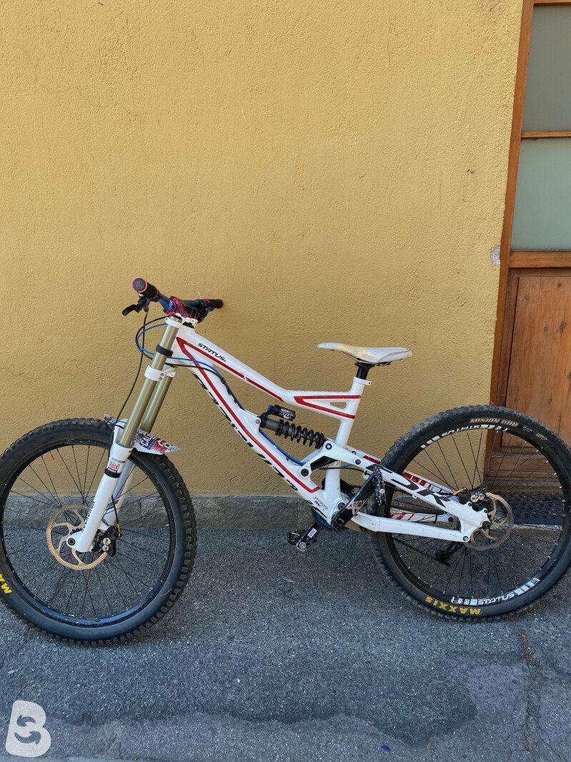 Specialized status 2014 used