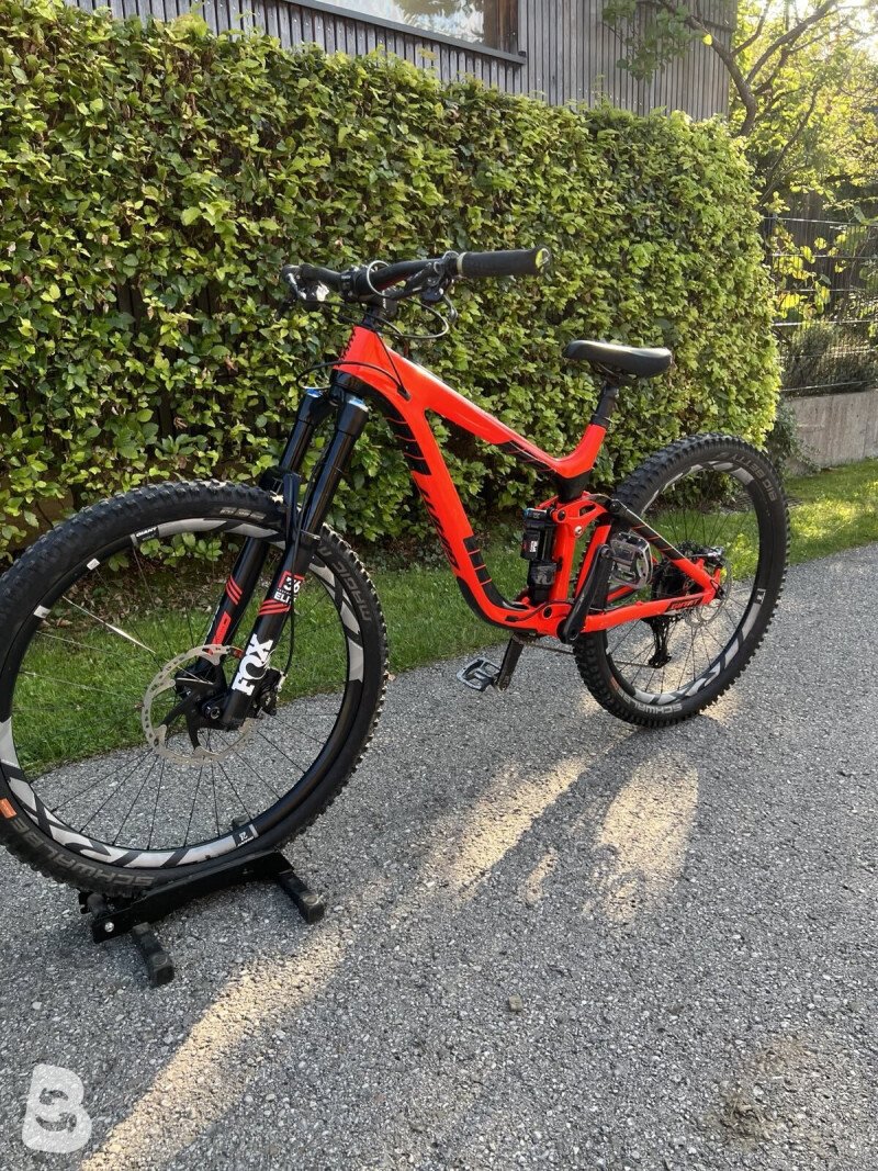 Bicycle Giant Reign Advanced 2017 Giant Reign Advanced (Carbon