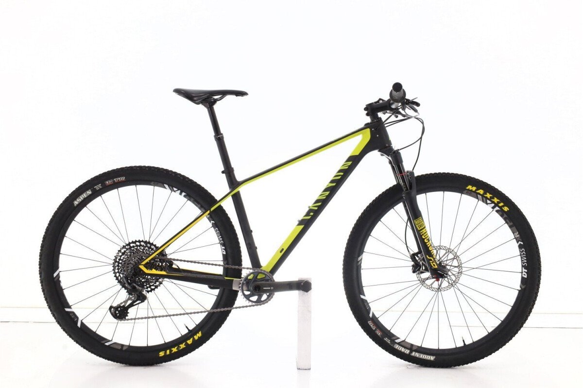 CANYON EXCEED CF SL 8.0 29erマウンテンバイク Canyon Exceed CF SL 8.0 Pro Race 29 inch mountain bike
