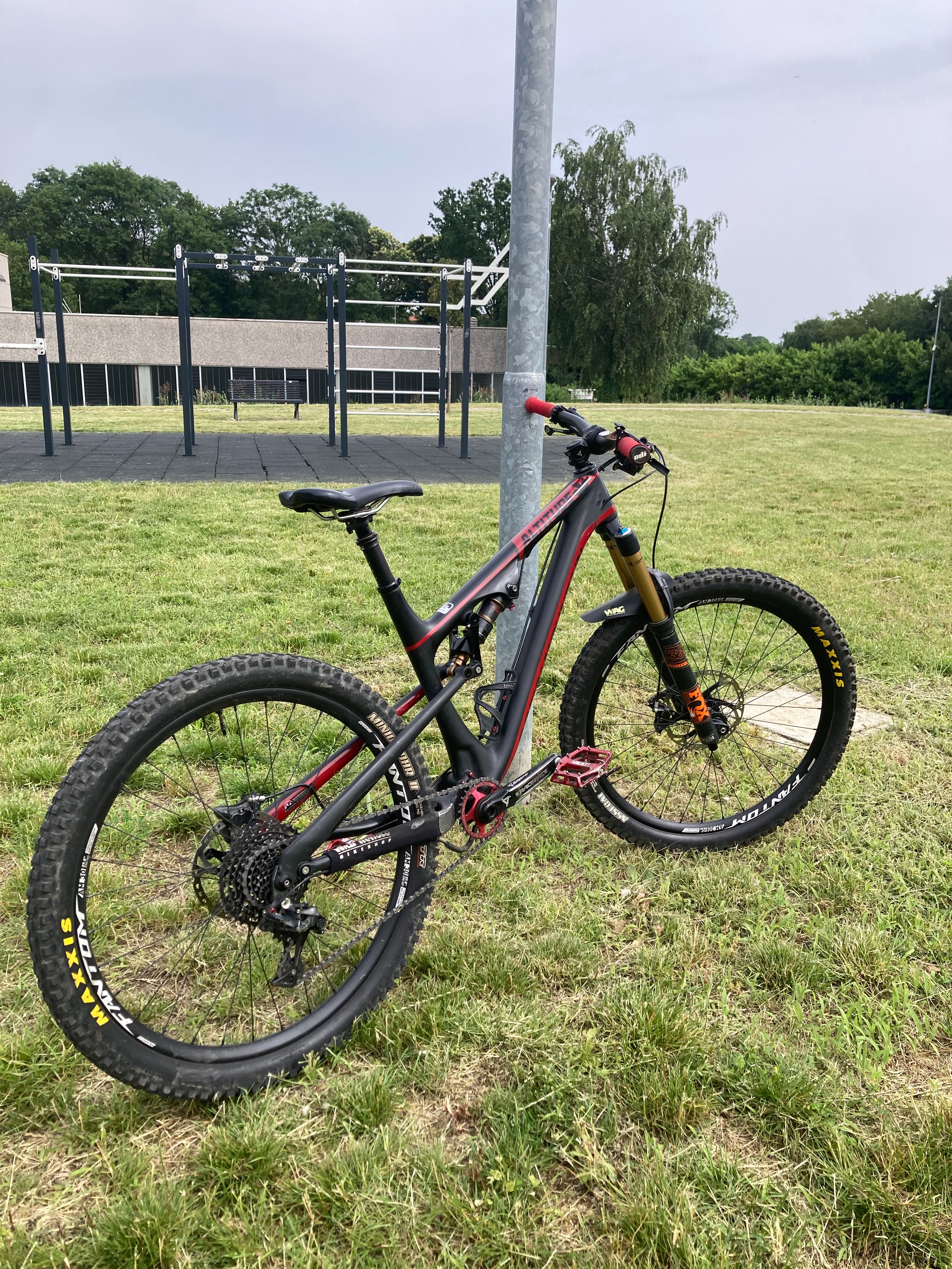 Rocky Mountain Altitude 770 msl 2016 used
