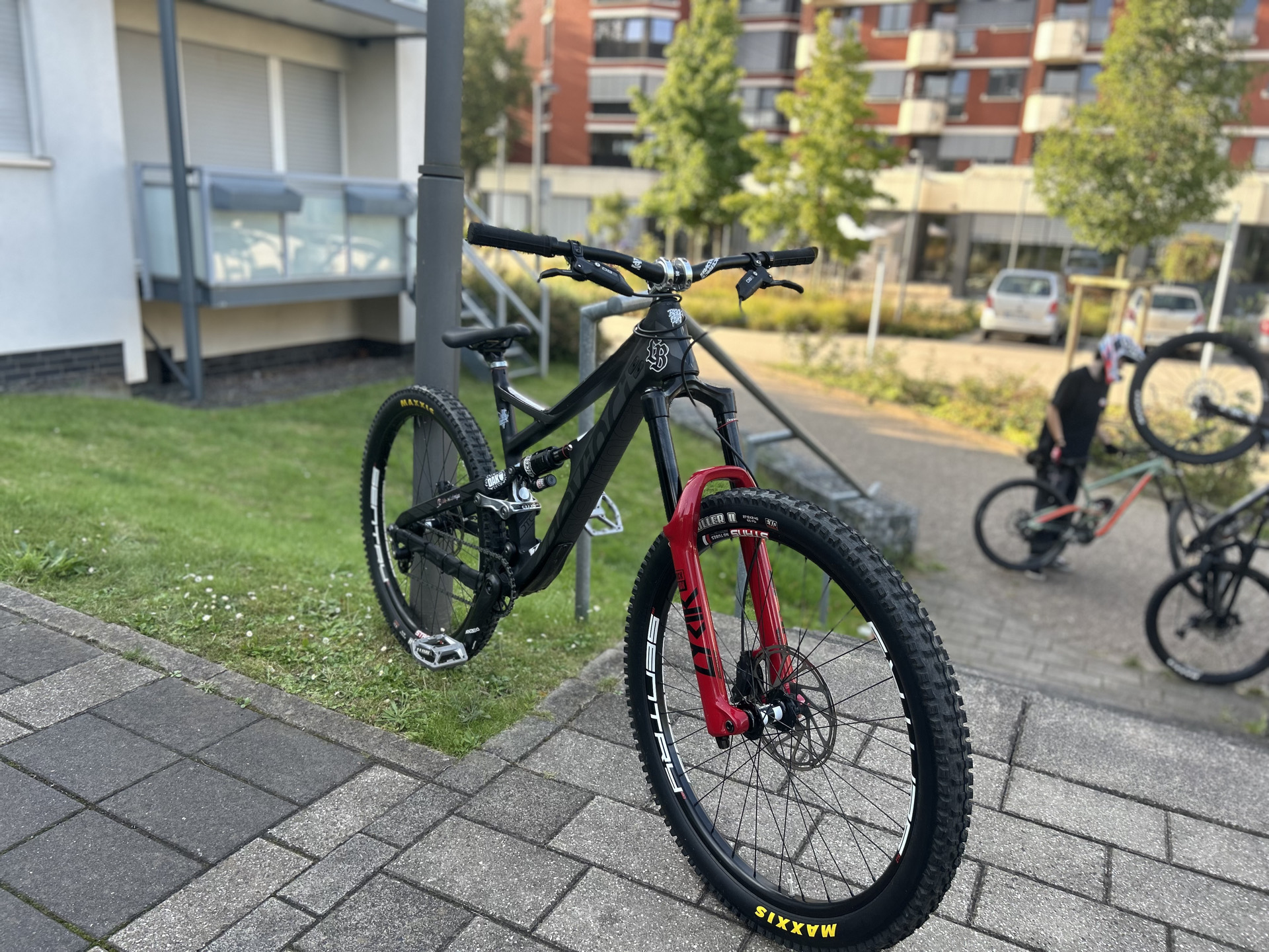 Devinci Spartan Carbon GX 2017