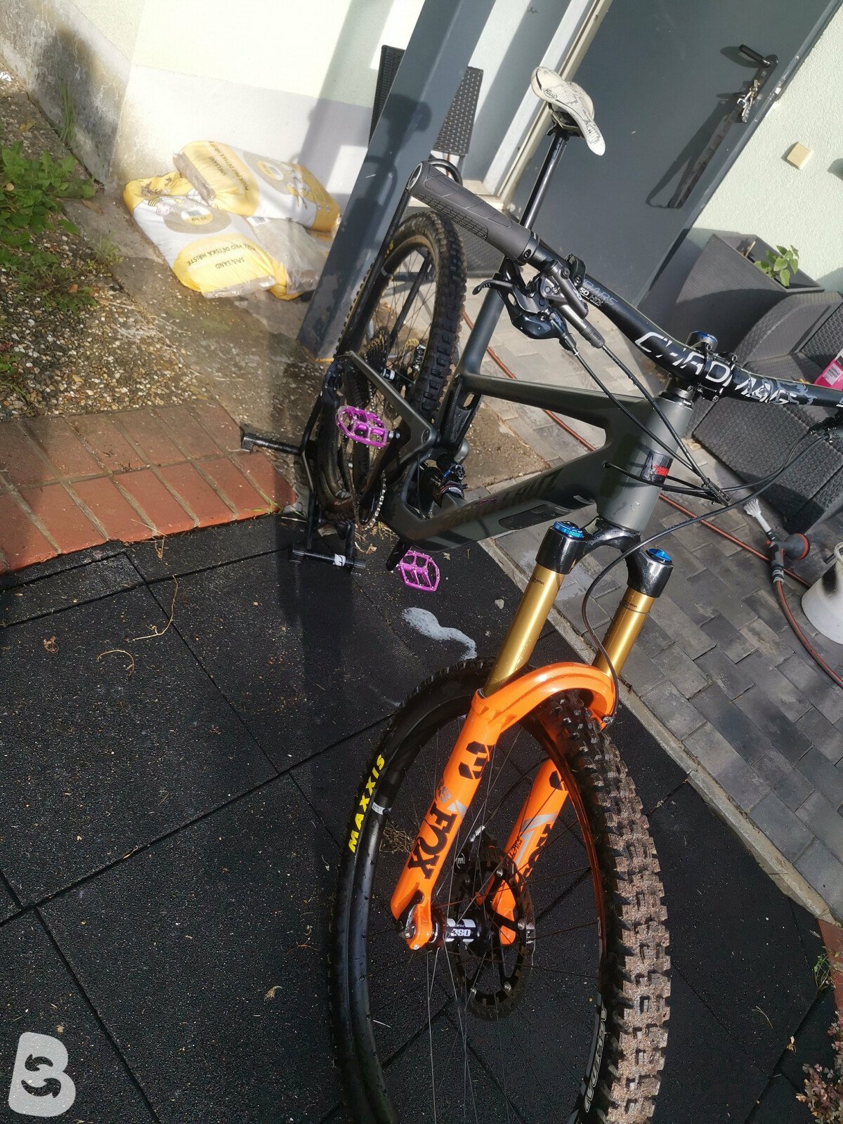 trek emonda sl 6 disc road bike 2021