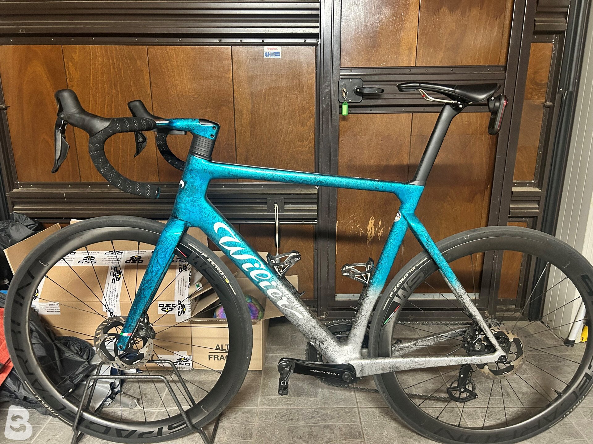 支給品　ネックウォーマー　ASTANA-Premier Tech　アスタナ　21 サイクルジャージ ネックカバー　バフ Wilier ウィリエール プレミアテック Apparel | Wilier