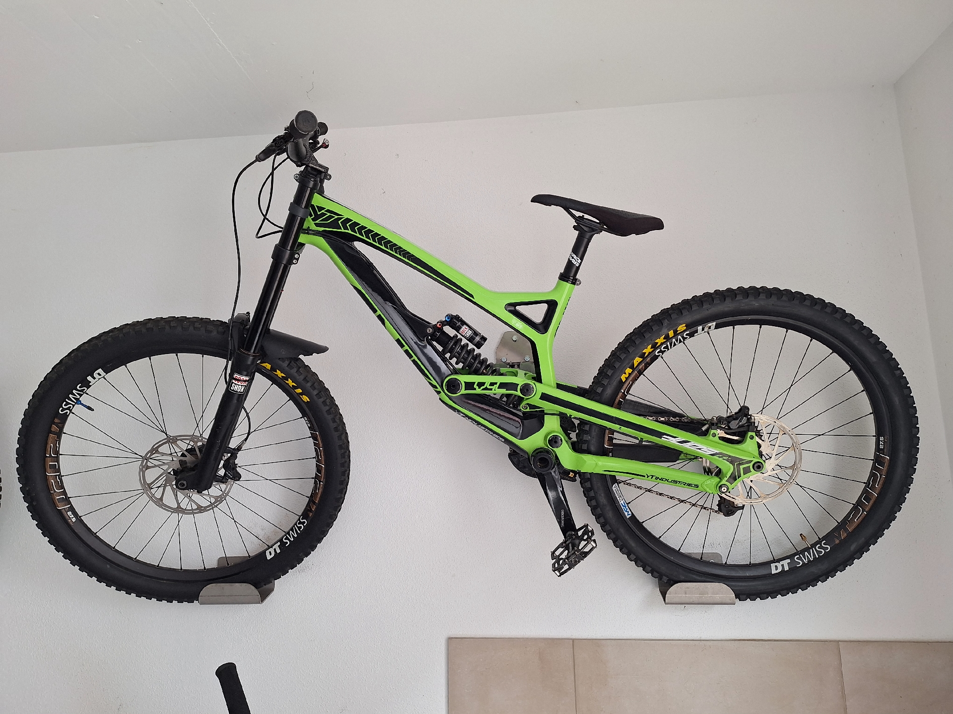 YT Industries Tues Base 2016 used YT Industries Tues Base 2016 used