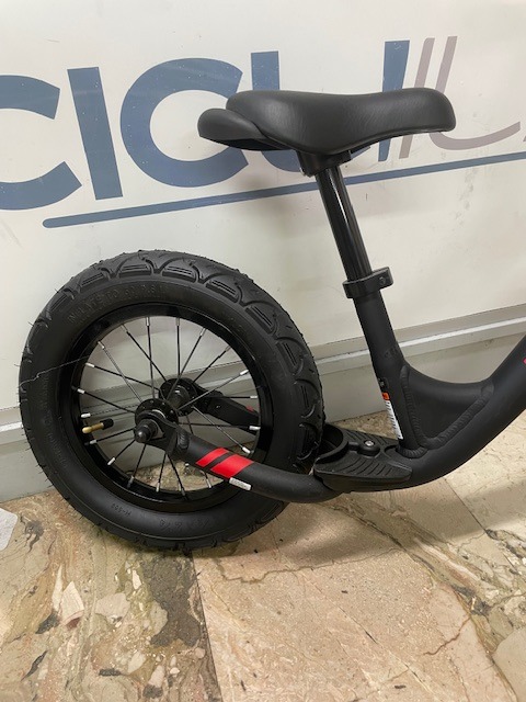 Kickster – Cycling Shop ヤマネ ~ 高知の自転車専門店