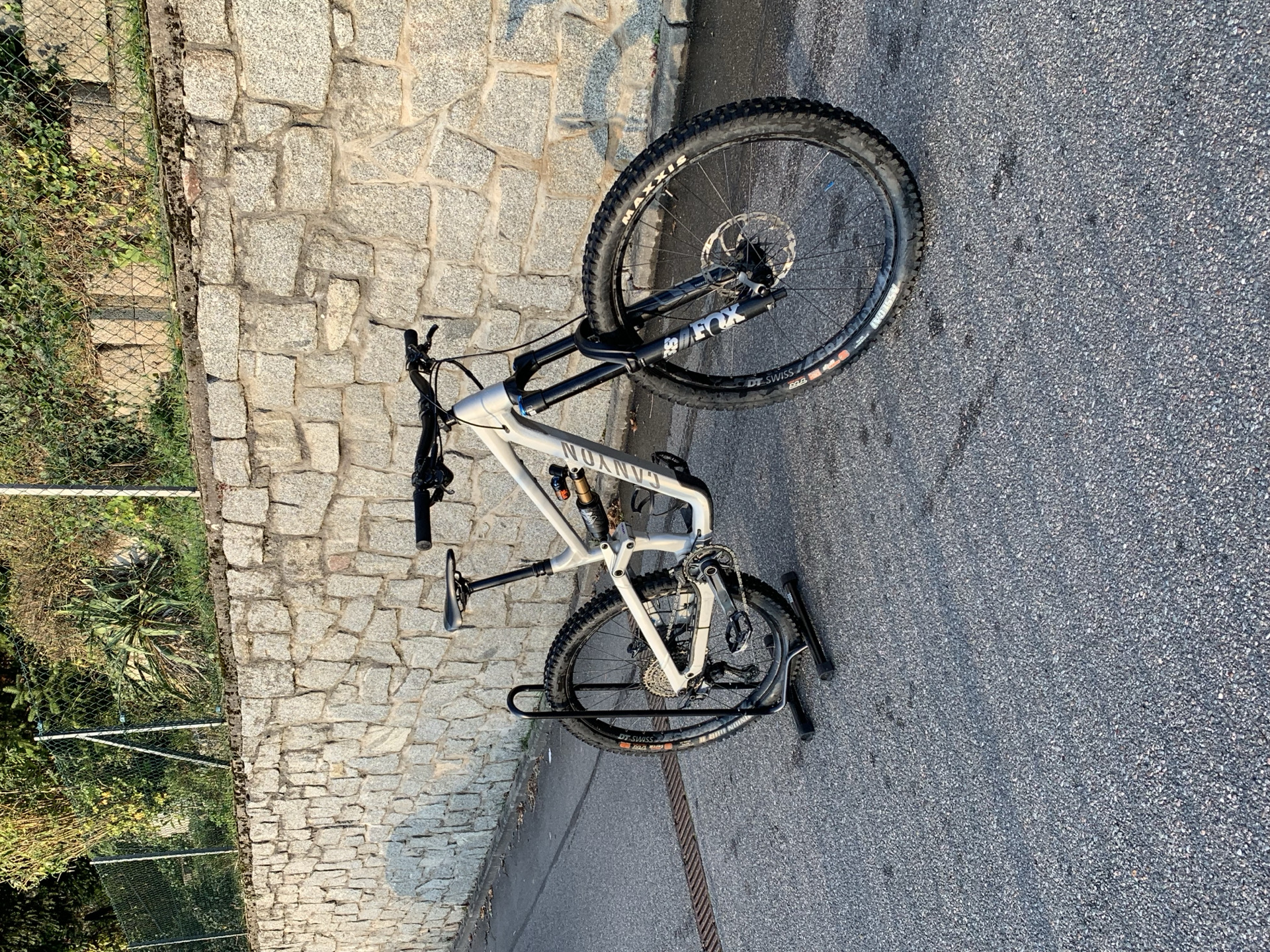 自転車本体 CANYON Torque 29 AL 6 2022 Canyon Torque 29 AL 6 Bike - Reviews, Comparisons