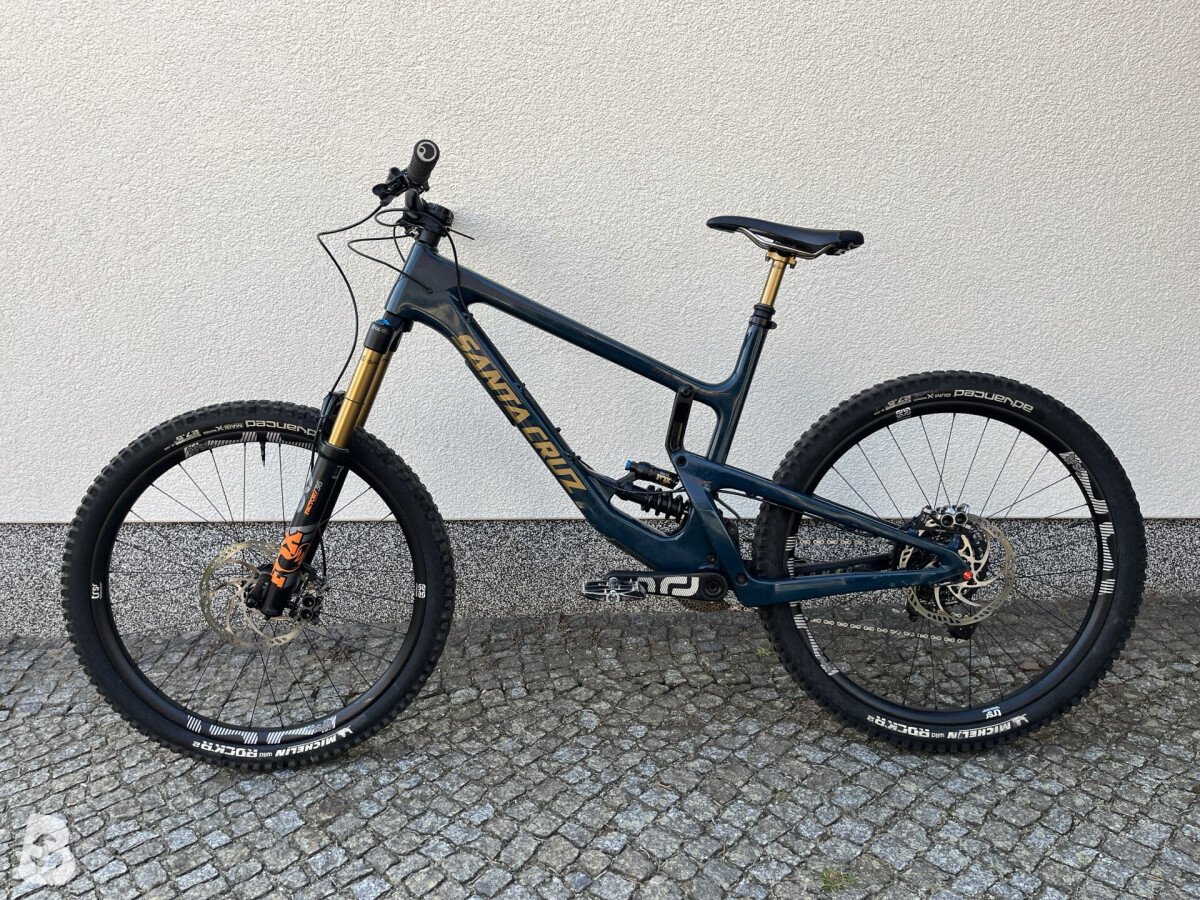 Santa Cruz Nomad 2018 used