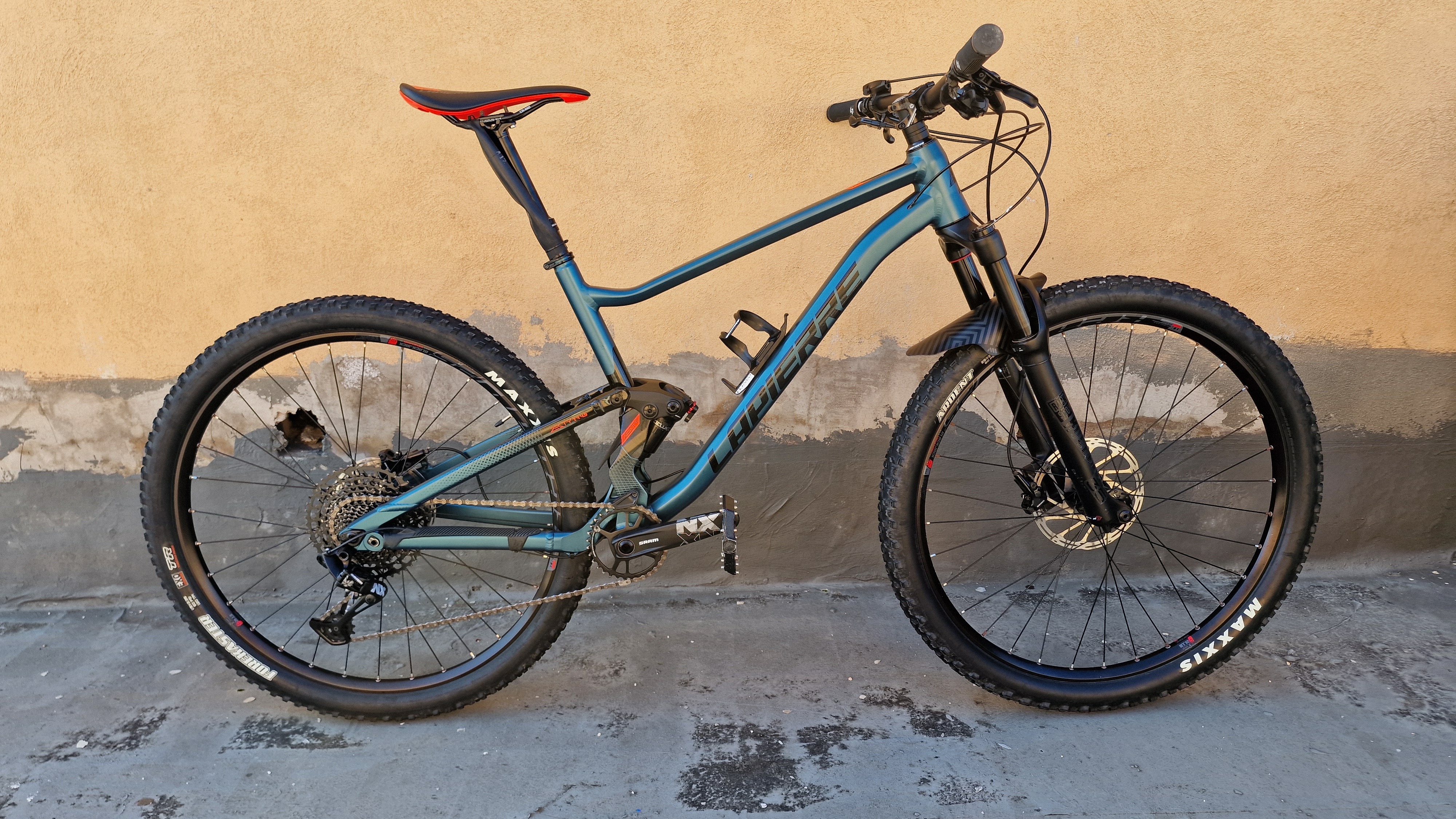 LAPIERRE SPICY 916 フレーム 塗装品 Lapierre Spicy 916