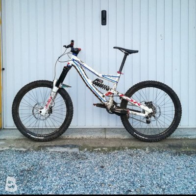 Specialized Downhill bikes buy used new Bikeflip