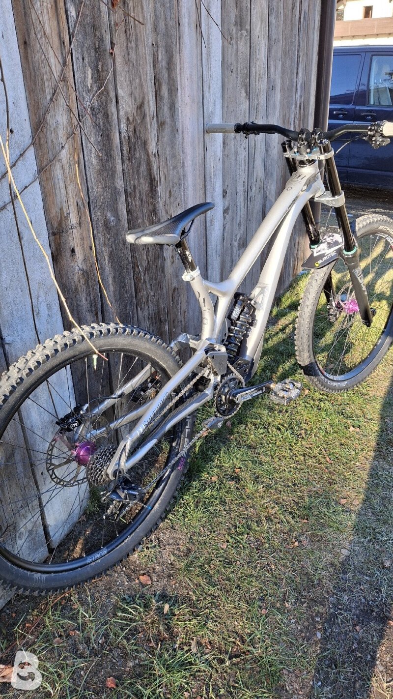 Commencal Supreme DH Race 2023 used