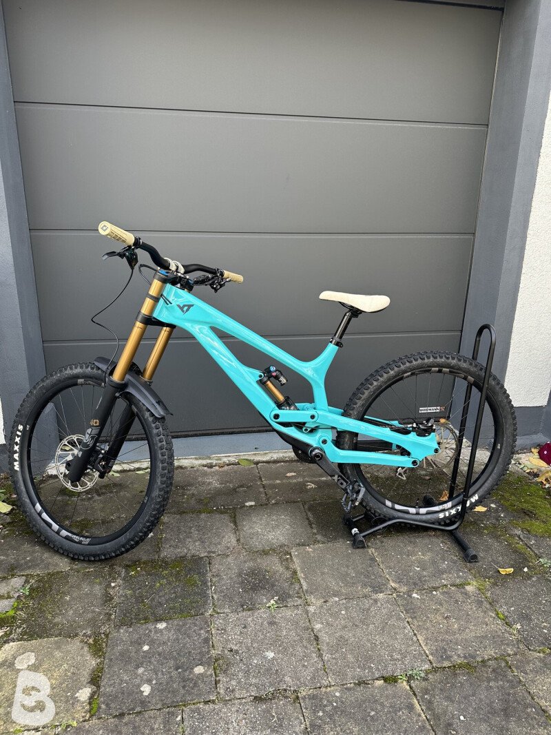 Tues Pro Race Used Yt Tues For Sale Used Yt Mountain Bikes For