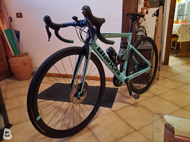 Bianchi Aria Disc Ultegra 2019 used