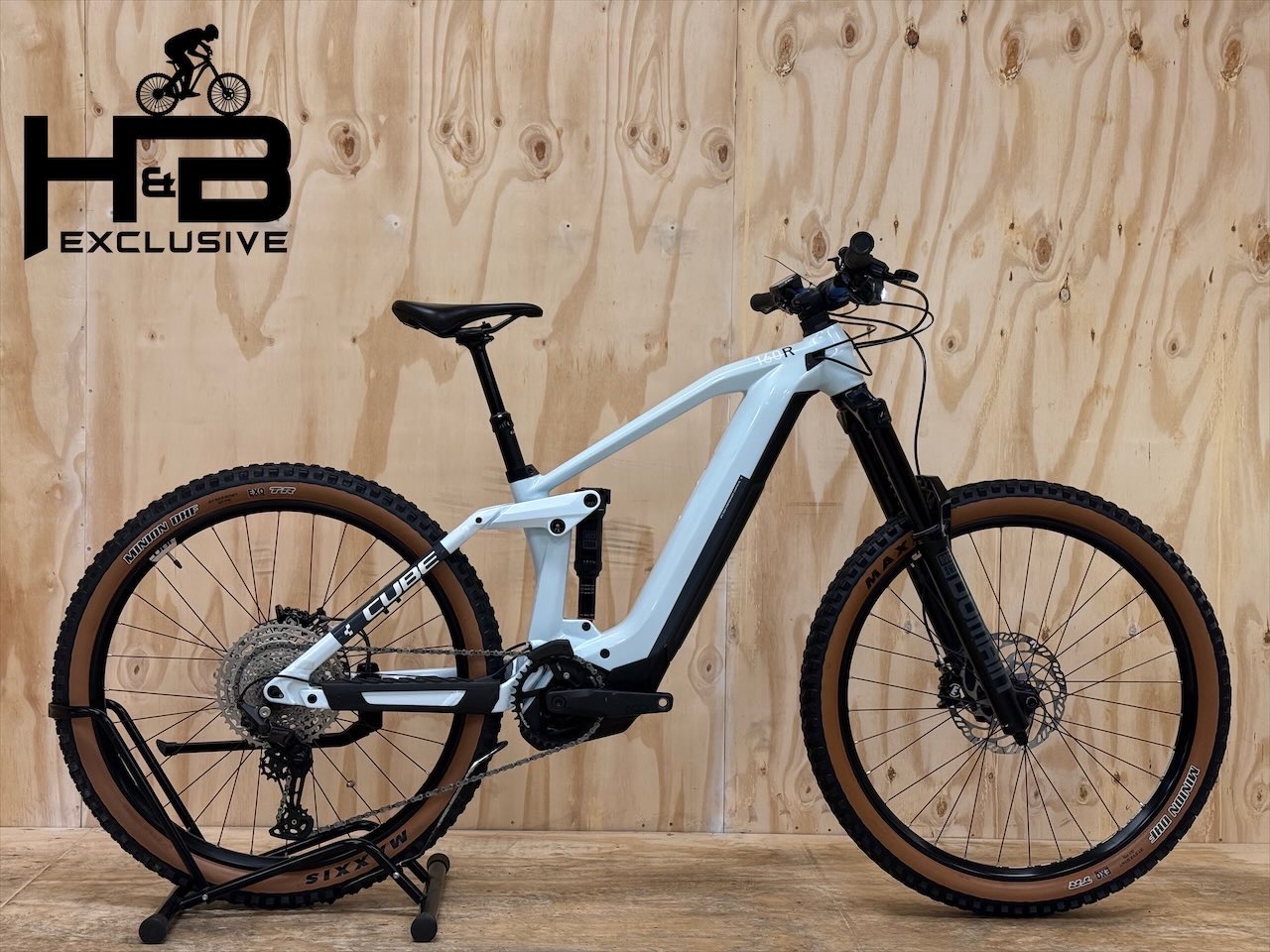 mountainbike dame 27,5 Zoll E-Bike Damen SUV MTB X2 SHIMANO STEPS EP800 630Wh BOOST 85Nm 10s SHIMANO RD-M5130GS 10 X Gang SHIMANO STEPS eBike Rahmenhöhe 46cm 44cm 48cm 52 cm S M L puente:17 rear hub spacing:130mm Gentle Skin Premium OP-Handschuhe Built with a trusty