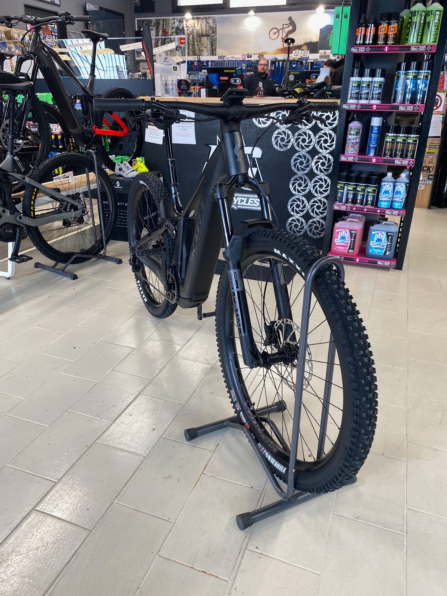 Scott Patron 920 2025