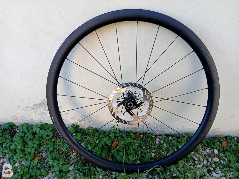 Shimano Ultegra R8170 C36, Tubeless Clincher, Disc-brake