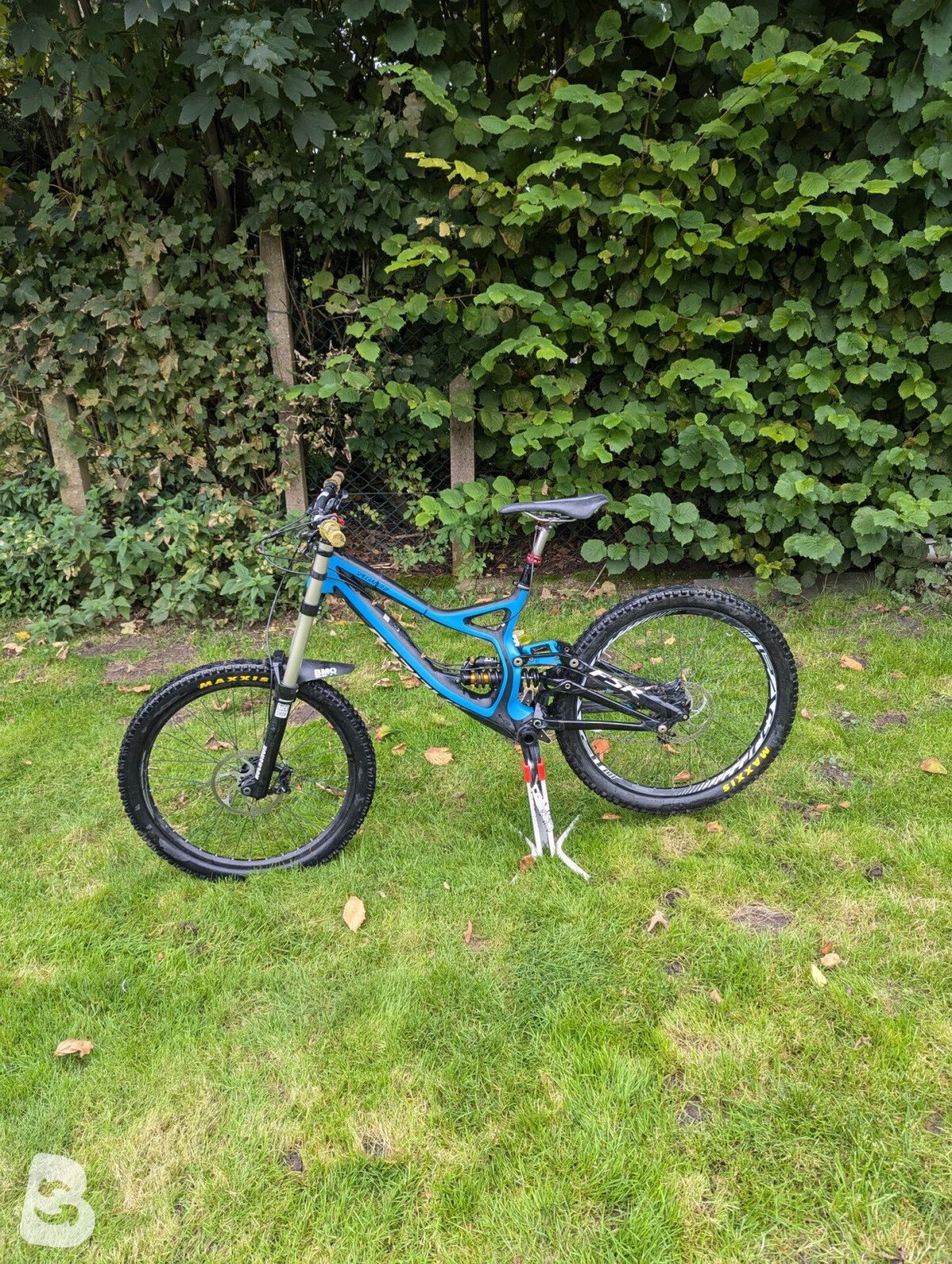 Specialized Downhill bikes buy used new Bikeflip