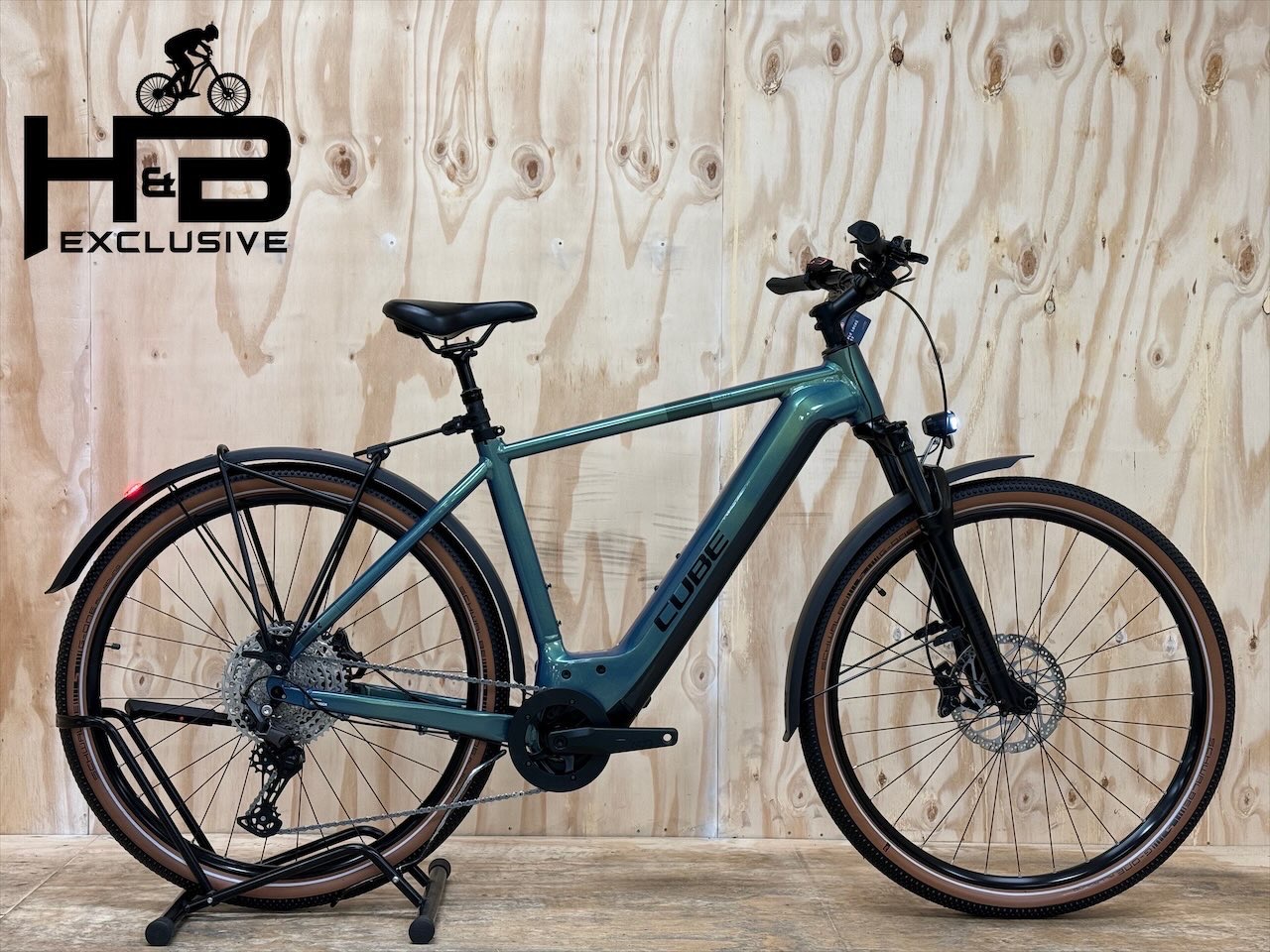 Cube Nuride Hybrid Cube Nature Hybrid E Bike 2023 CUBE NURIDE