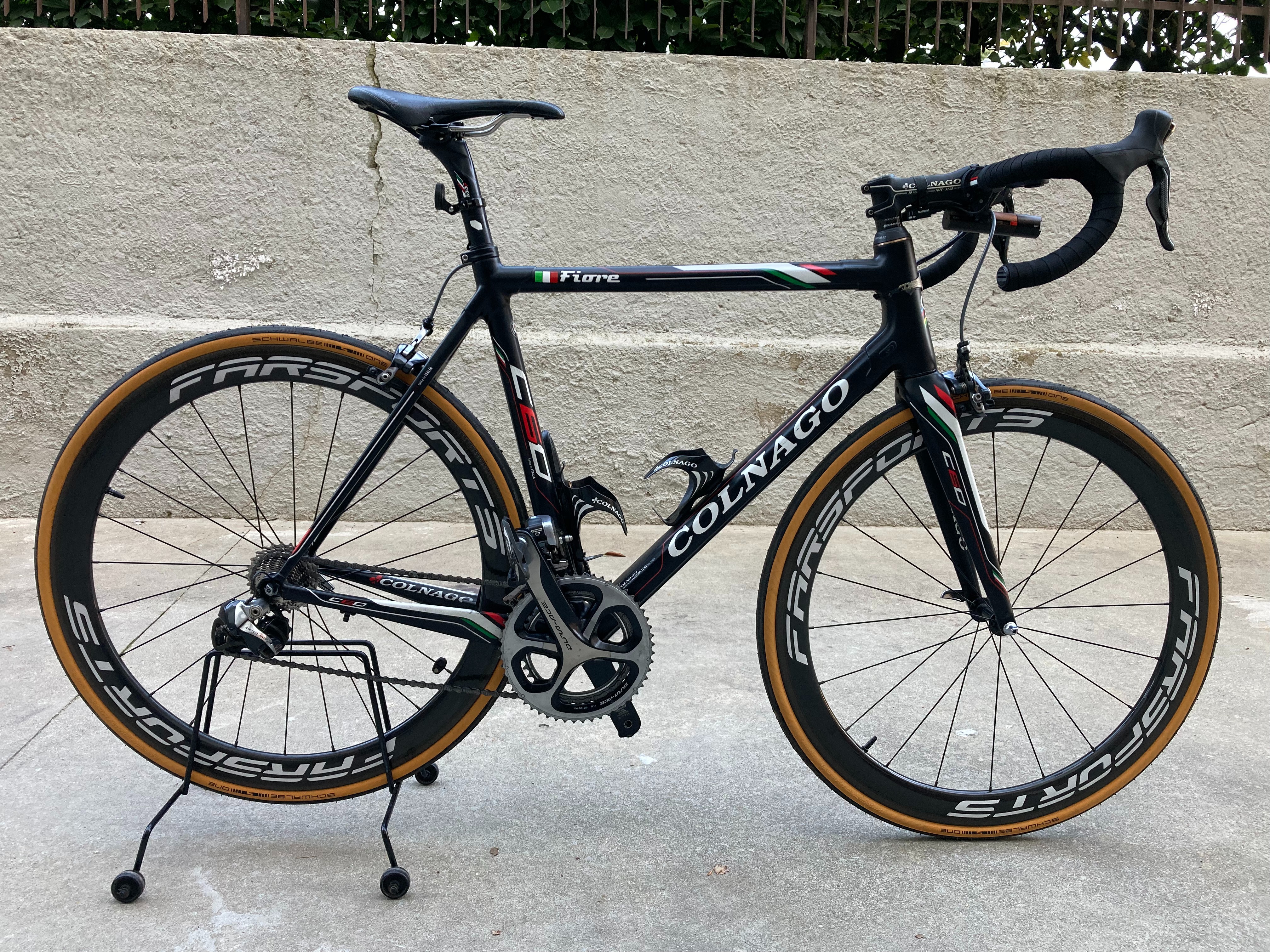 COLNAGO C60 57ホリゾンタル This Lugged Colnago C60 Is Completely Outdated but Brilliant