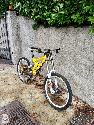 Scott Downhill bikes: buy used & new | Bikeflip Scott Downhill bikes: buy used & new | Bikeflip
