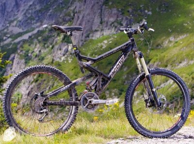 Scott Ransom LTD Carbon mit einzigartiger Dreikammer Hochdruckdämpfer ...