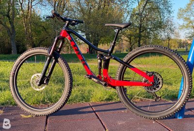 1___optimized-bike-ad-