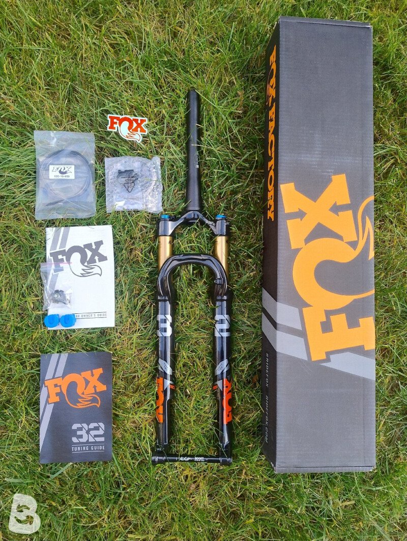 Suspensão de Bicicleta Fox 32 Float SC Factory Kashima Gold 100mm Boost