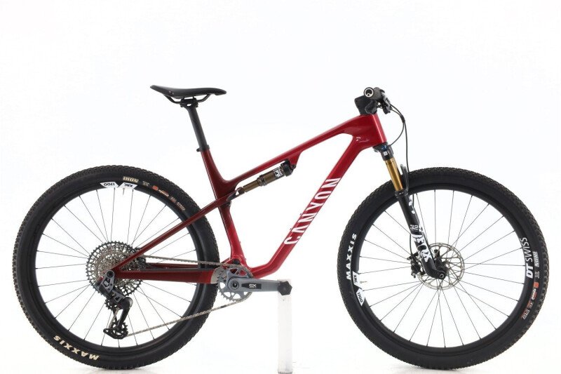 キャニオン　CANYON LUX CF SL 7.0 166cm〜175cm On Test | Get A Closer Look At The 2020 Canyon Lux