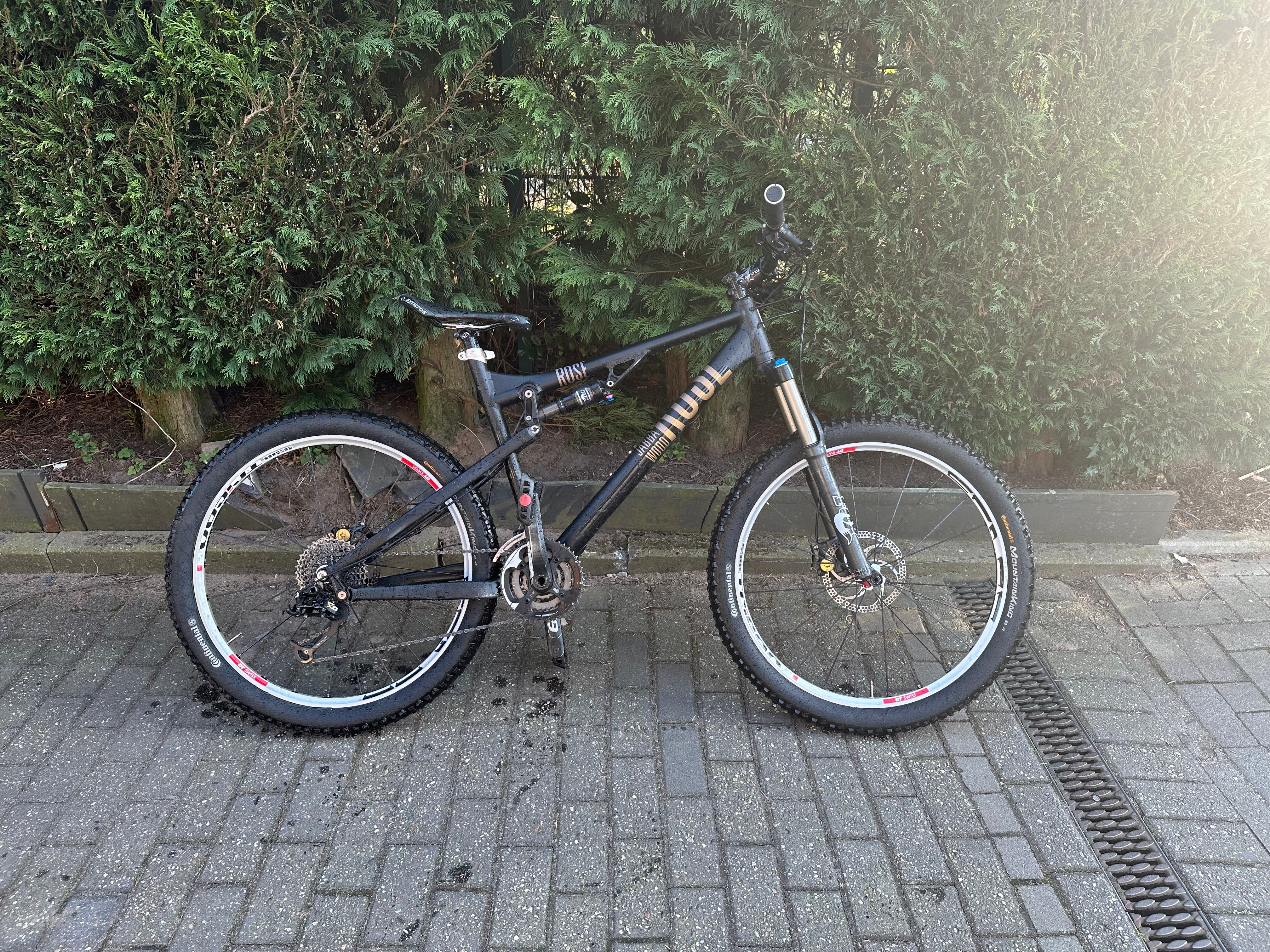 Rose Jabba Wood 8 2012