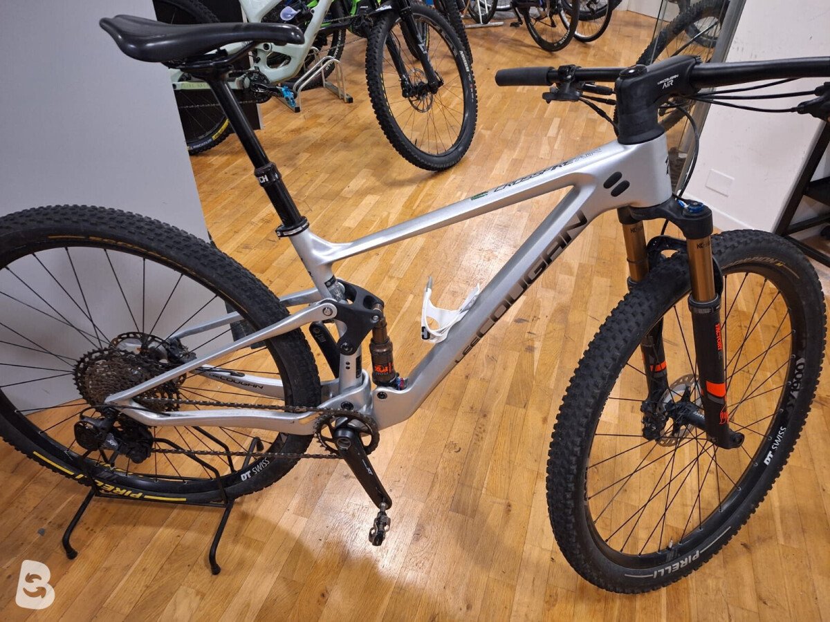 Mountain Bike Lee Cougan Crossfire Air 428 Lee Cougan Crossfire