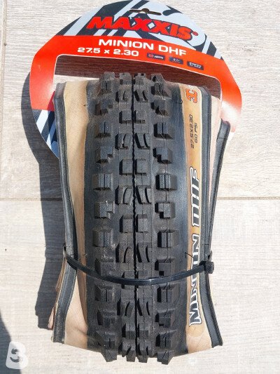 Maxxis Minion DHF 27.5x2.30 3C EXO TR Tanwall